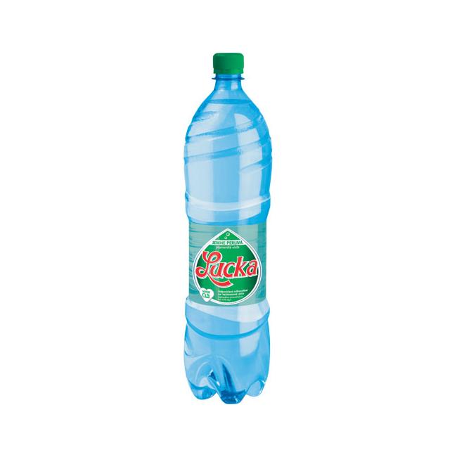 Pramenitá voda Lucka jemně perlivá 6 x 1,5 ℓ