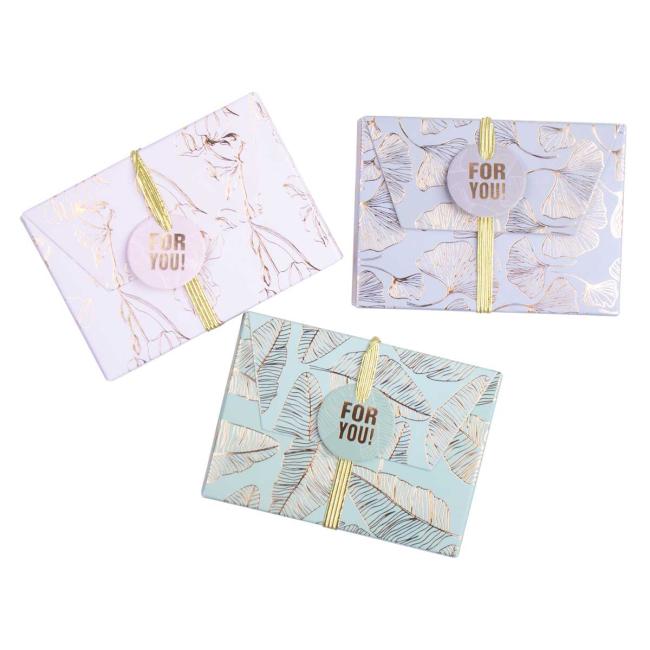 [XX400223] Papírová dárková krabička s gumičkou 112x80mm mix zlato-pastelových motivů 3 ks